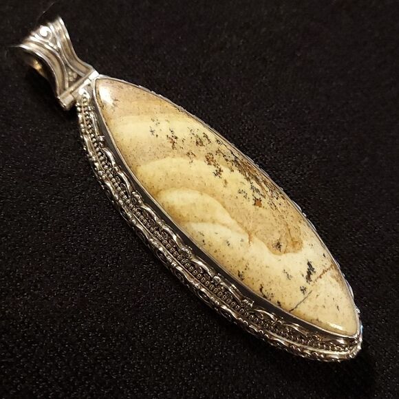Picture Jasper pendant in sterling silver mounting - Picture 1 of 5